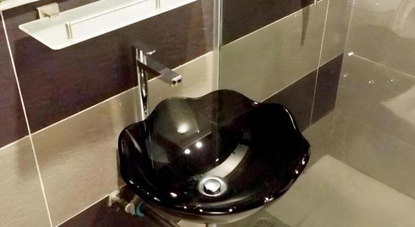 I-Hotel @ Johor Bahru Dış mekan fotoğraf