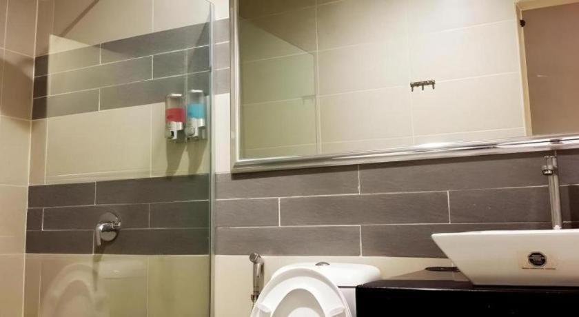 I-Hotel @ Johor Bahru Dış mekan fotoğraf