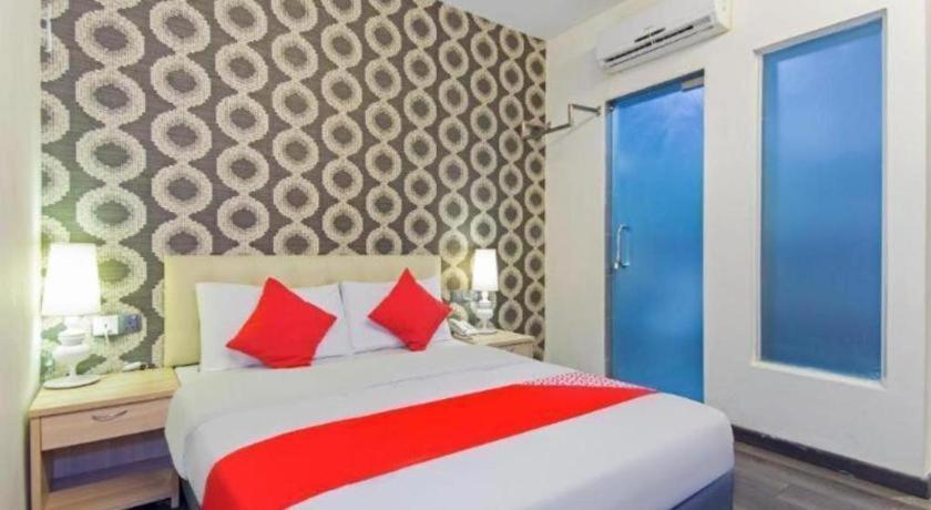 I-Hotel @ Johor Bahru Dış mekan fotoğraf