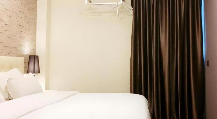 I-Hotel @ Johor Bahru Dış mekan fotoğraf