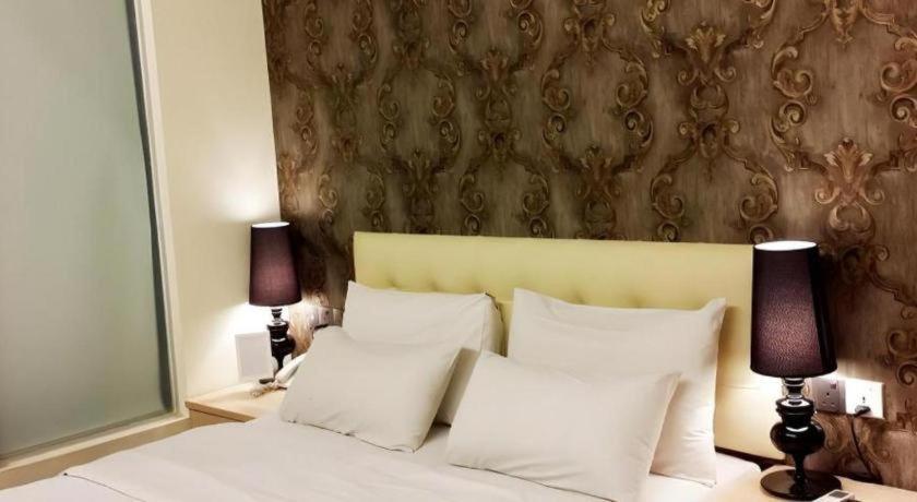 I-Hotel @ Johor Bahru Dış mekan fotoğraf